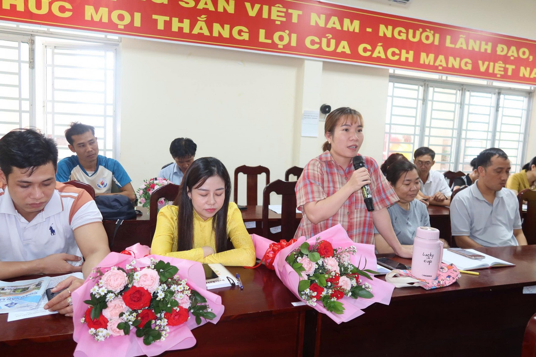 Kể chuyện về Bác Hồ trong sinh hoạt Chi bộ để “Học tập và làm theo”