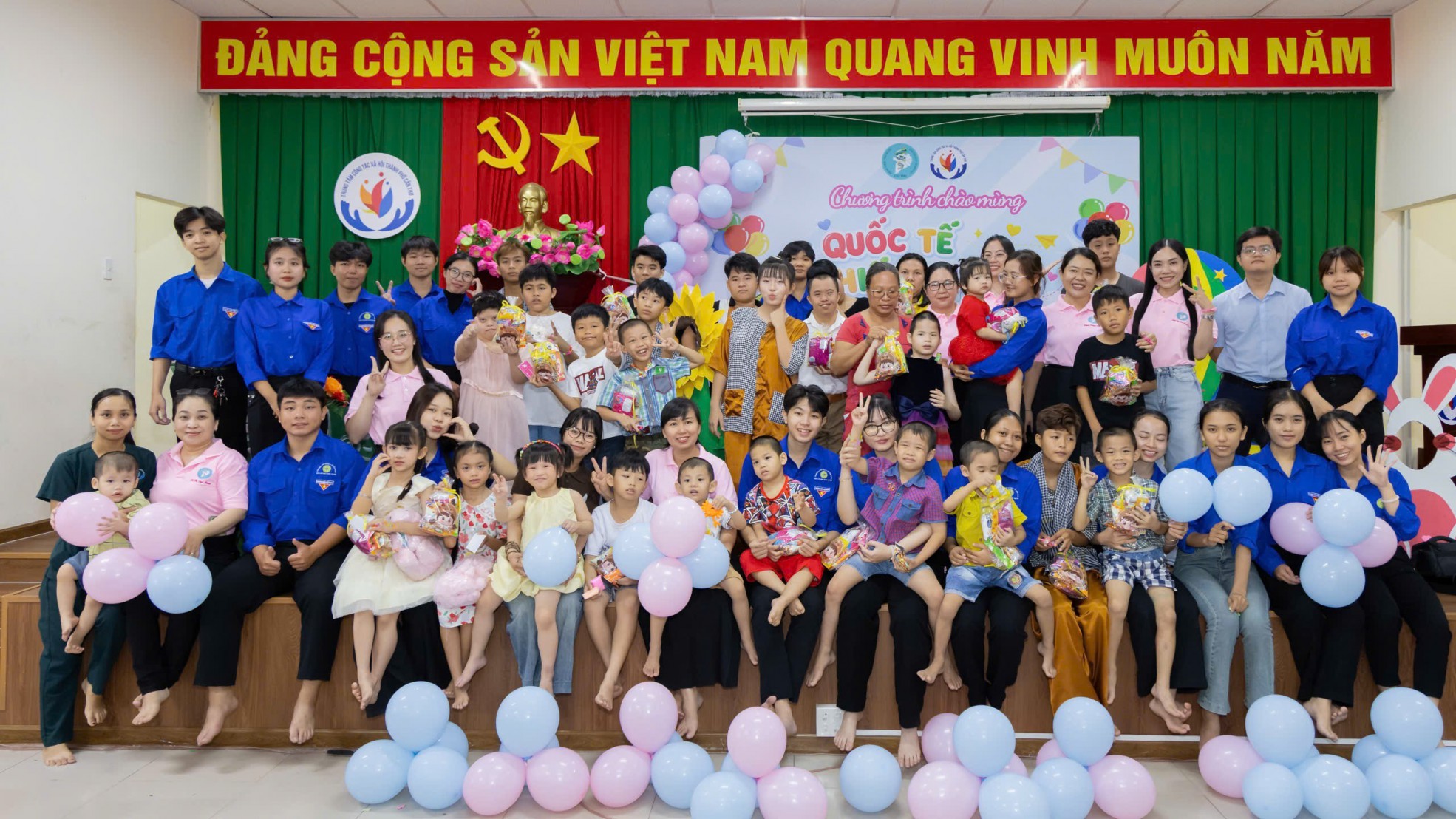 LAN TỎA YÊU THƯƠNG NHÂN NGÀY QUỐC TẾ THIẾU NHI 01/6 TẠI TRUNG TÂM CÔNG TÁC XÃ HỘI THÀNH PHỐ CẦN THƠ